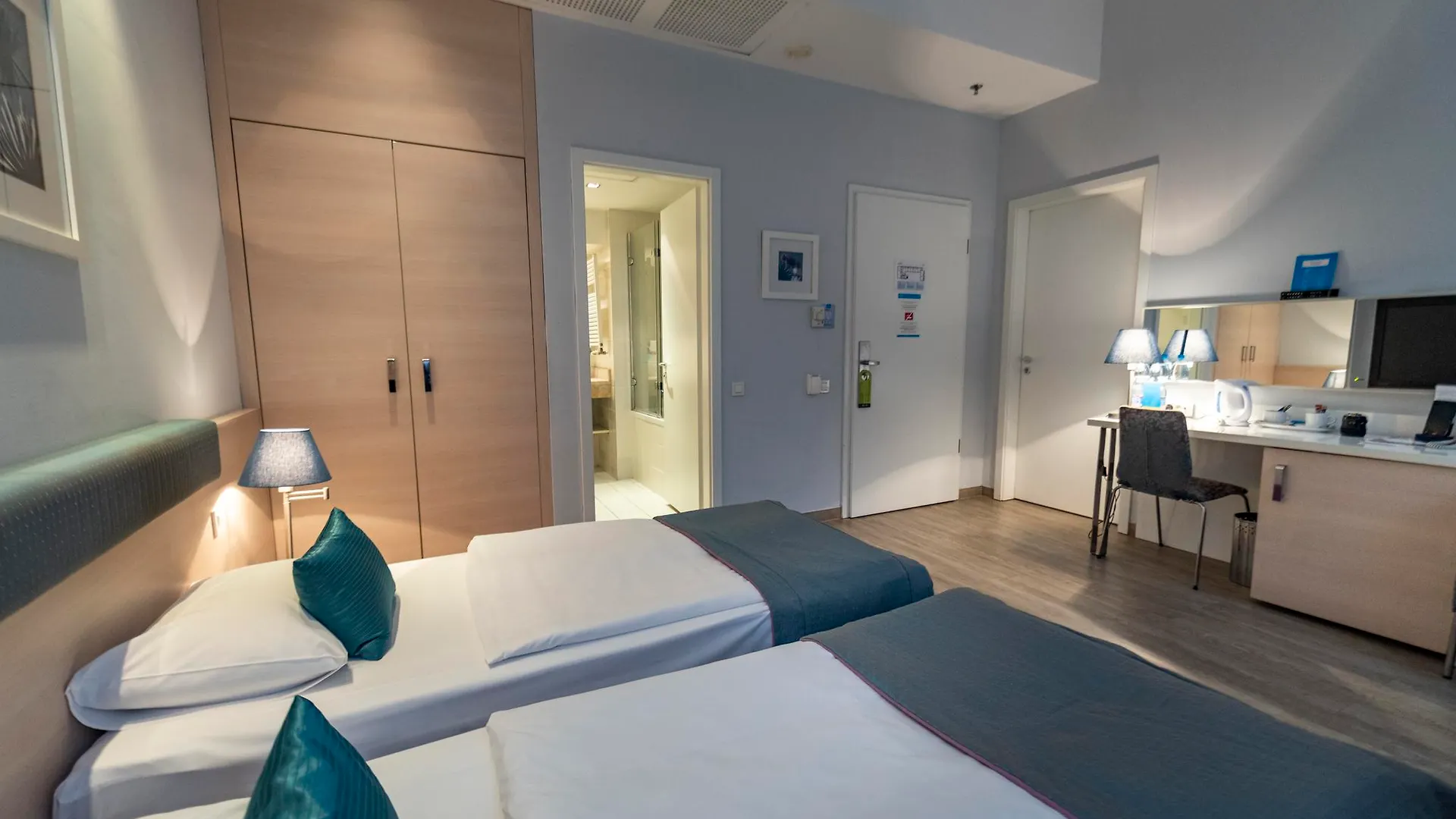 Atrium Fashion Hotel Budapest 4*,